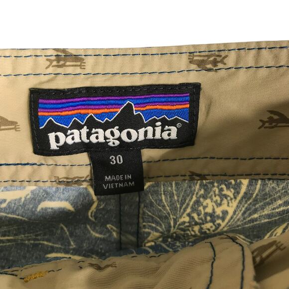 Patagonia Swim Shorts Mens Sz 30 Blue Water Fish Pattern Drawstring Zip Pocket - Picture 2 of 8